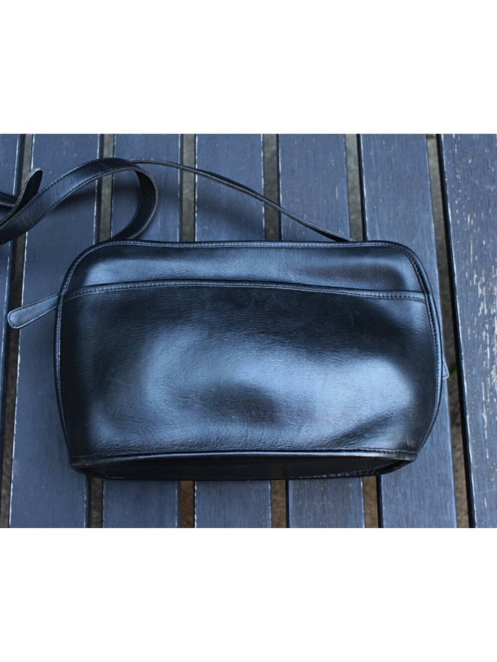 Coach Vintage - Oliver Crossbody Bag 9902 in Black + Brass, USA 1980s - Picture 8 of 14